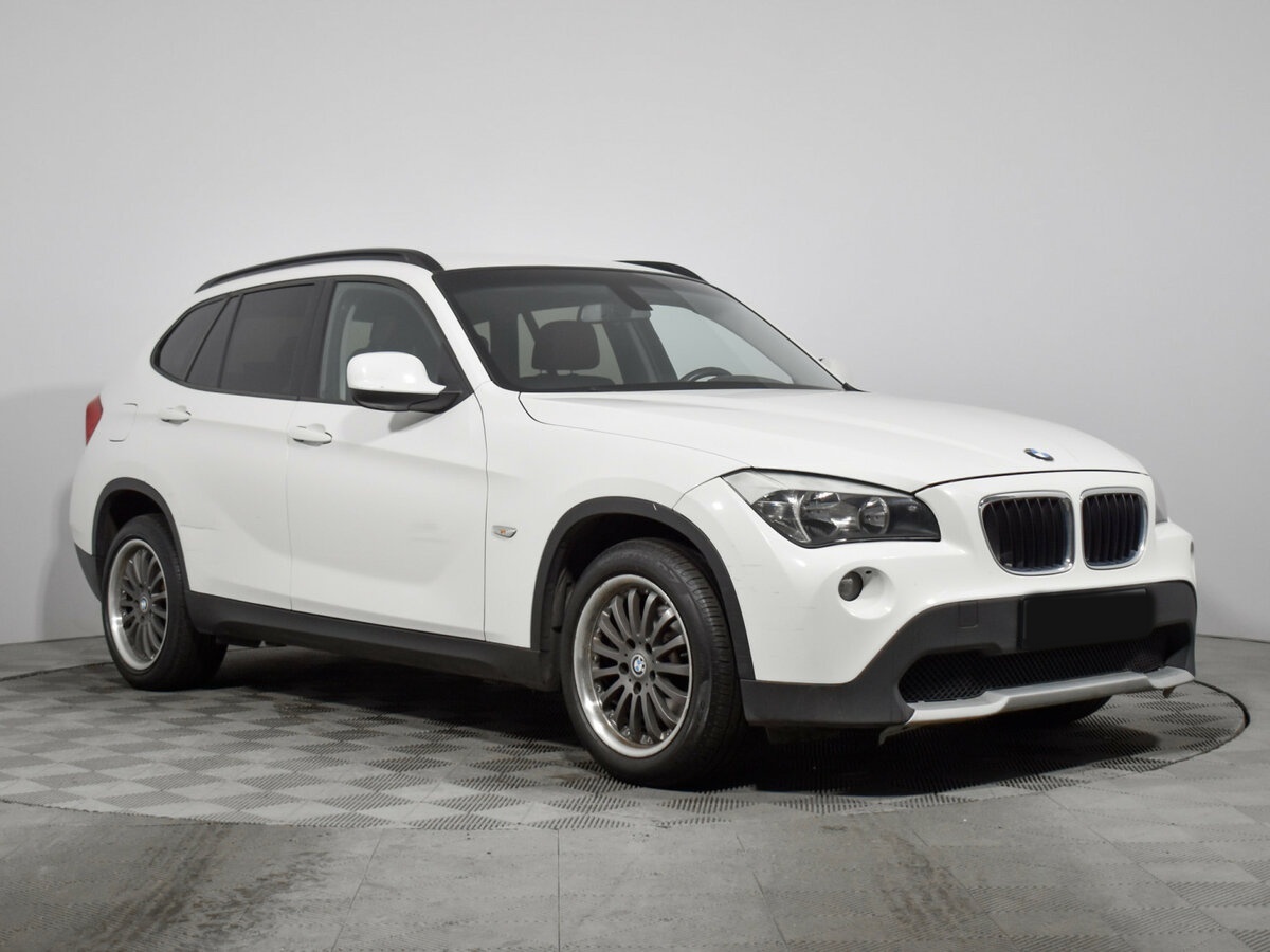 BMW X1 2011 года с пробегом. Фото: #2
