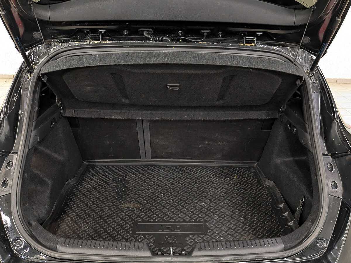 Hyundai i30 2015 года с пробегом. Фото: #9