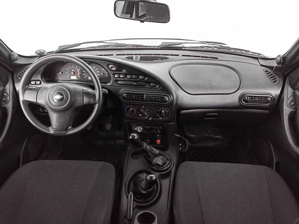 Chevrolet Niva 2012 года с пробегом. Фото: #11