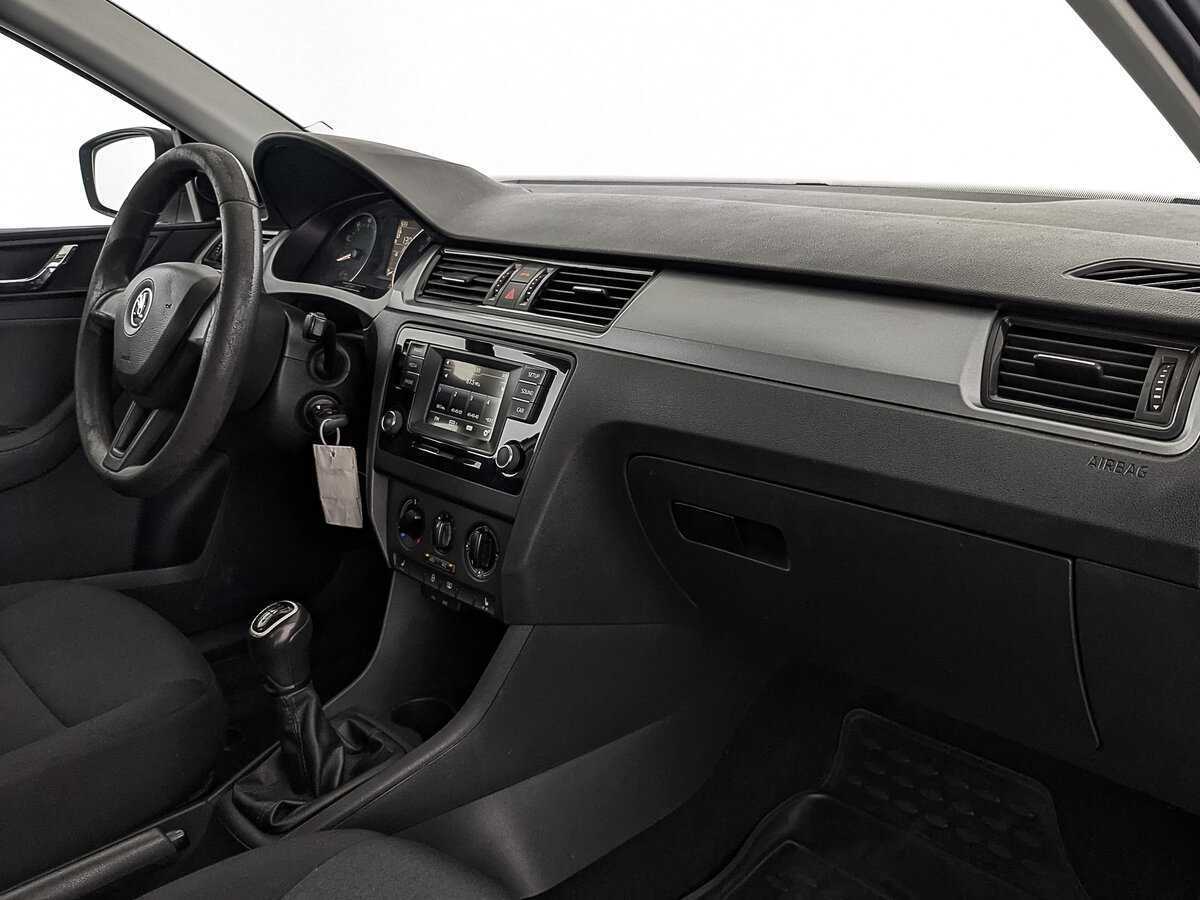 Skoda Rapid 2017 года с пробегом. Фото: #11