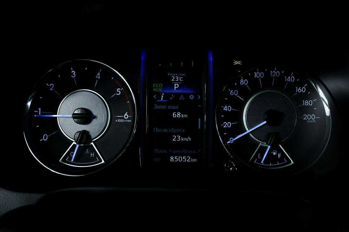 Toyota Fortuner 2018 года с пробегом. Фото: #9