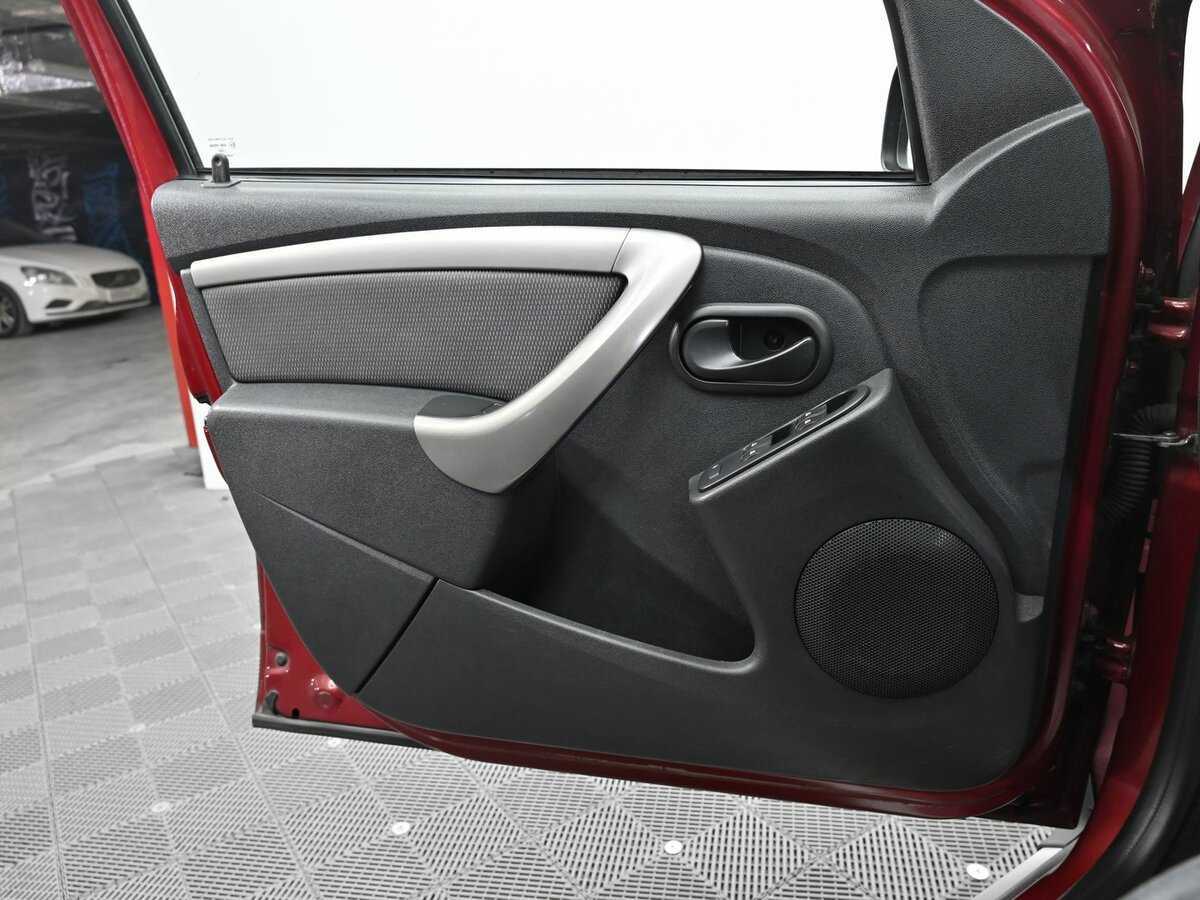 Renault Duster 2014 года с пробегом. Фото: #6