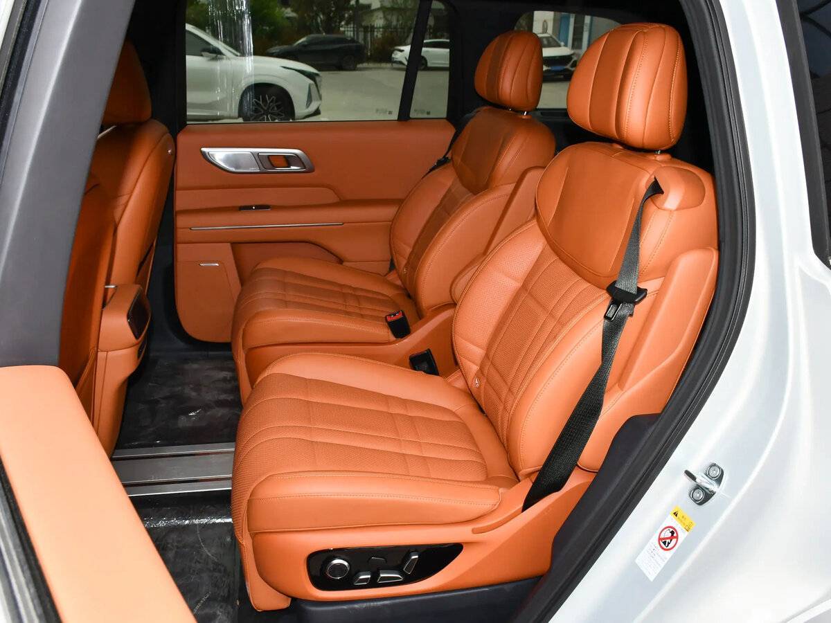 Changan Deepal S09 2025 года с пробегом. Фото: #11