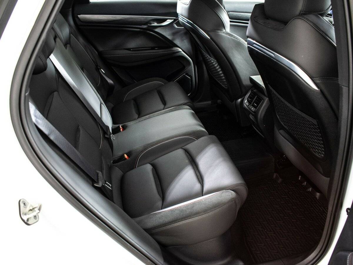 Geely Tugella 2023 года с пробегом. Фото: #9