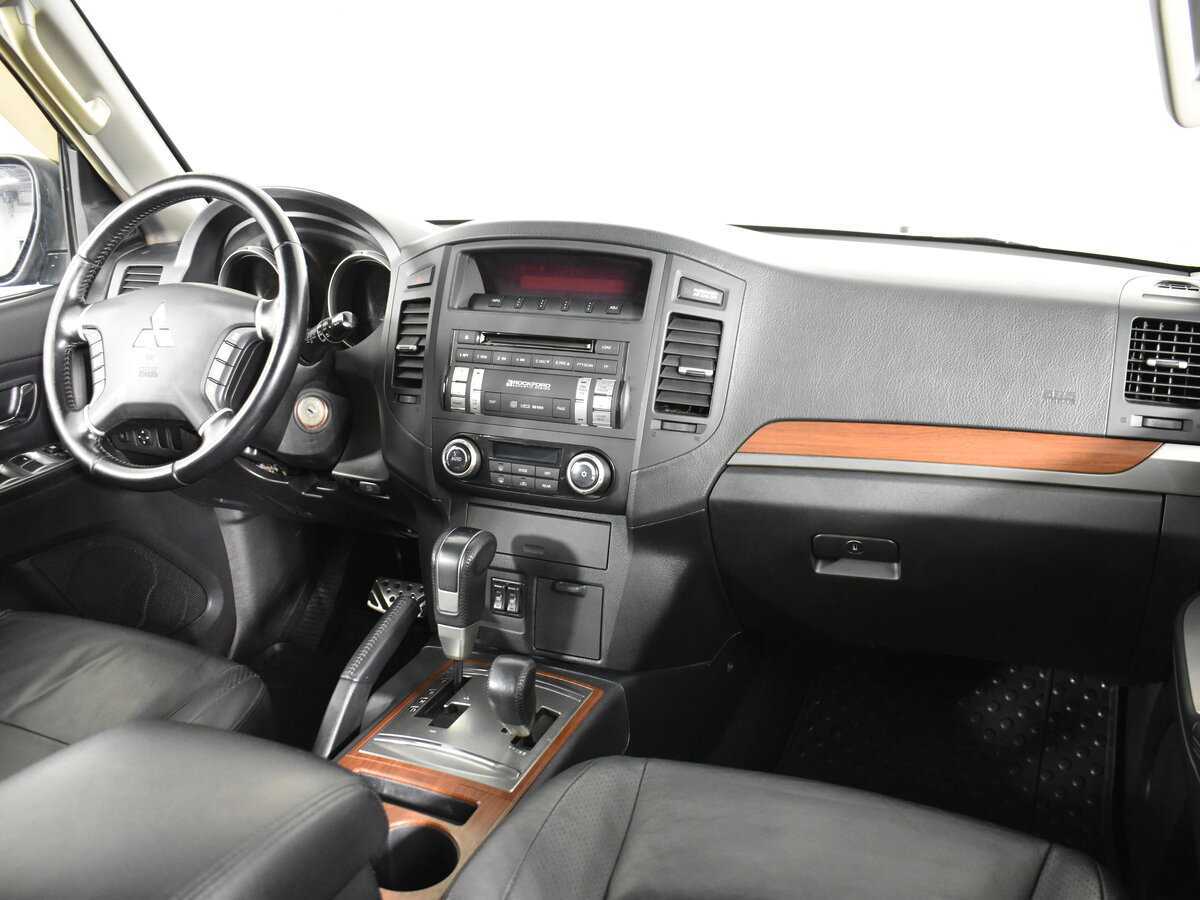 Mitsubishi Pajero 2007 года с пробегом. Фото: #9