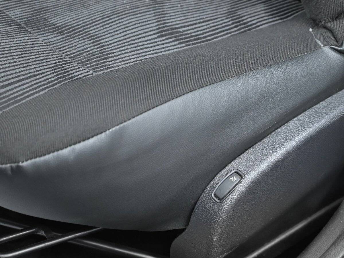 Renault Logan 2013 года с пробегом. Фото: #6