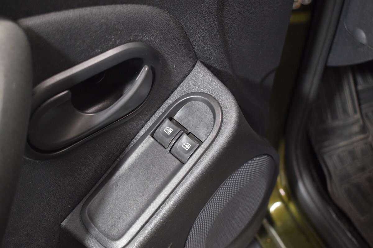 Renault Duster 2015 года с пробегом. Фото: #12