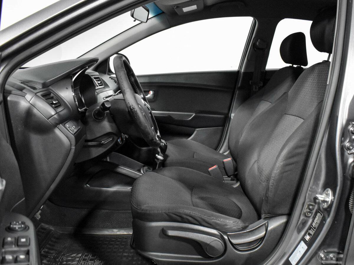 Kia Rio 2016 года с пробегом. Фото: #9