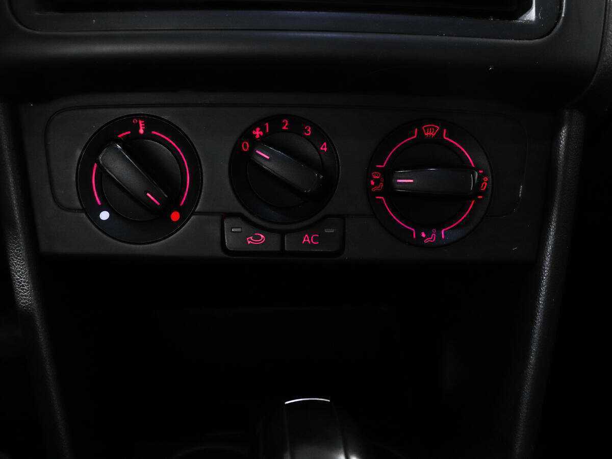 Volkswagen Polo 2011 года с пробегом. Фото: #15