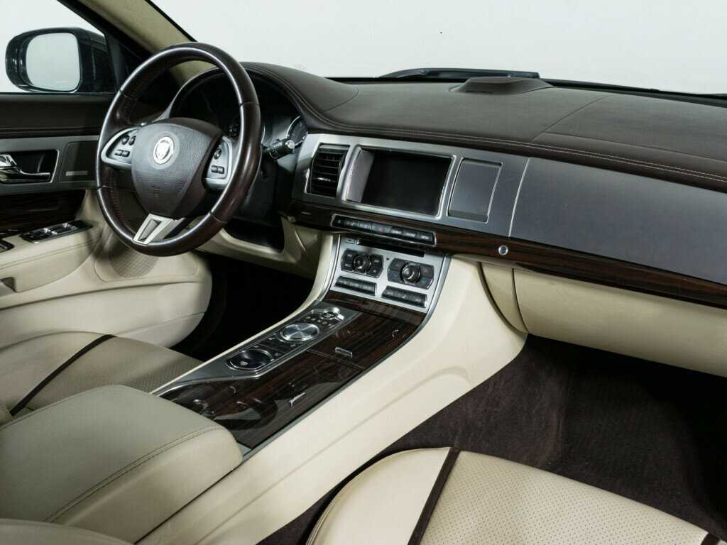 Jaguar XF 2011 года с пробегом. Фото: #7