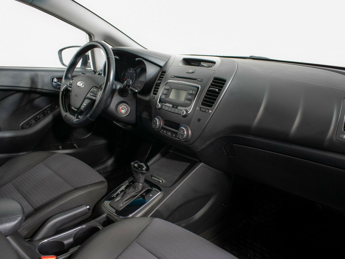 Kia Cerato 2019 года с пробегом. Фото: #8