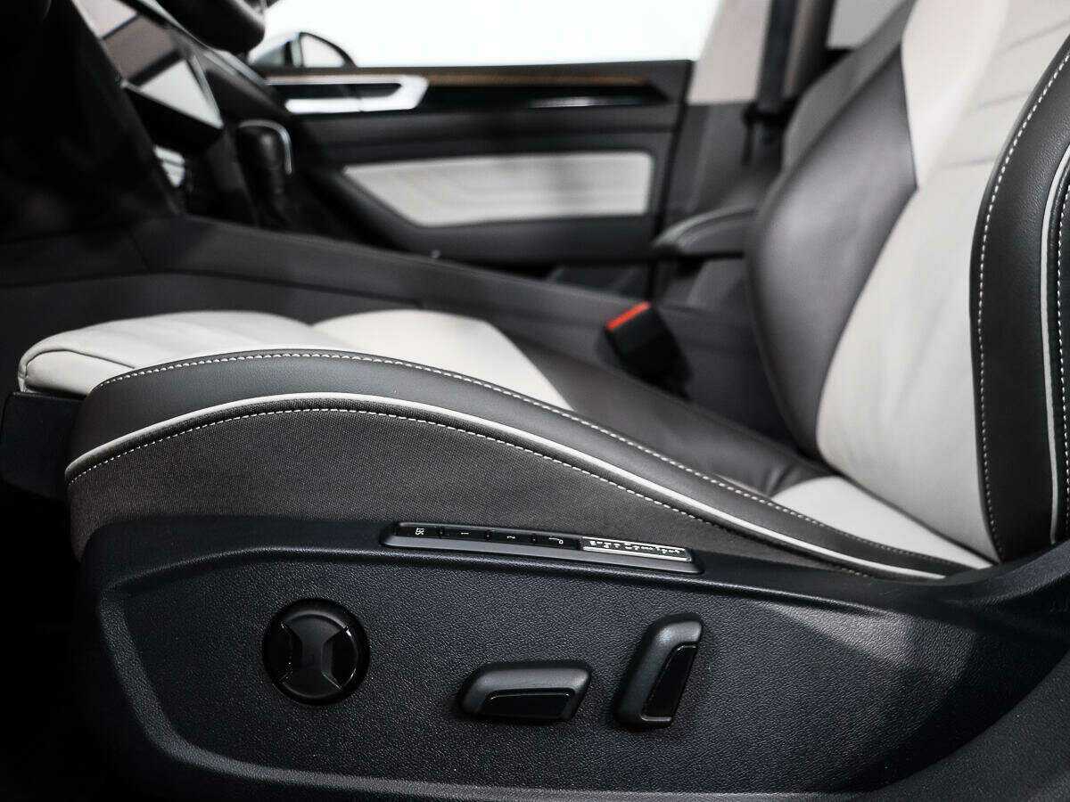 Volkswagen Arteon 2021 года с пробегом. Фото: #9