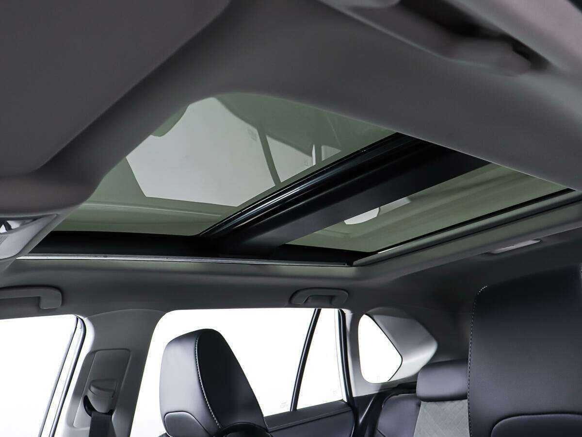 Toyota RAV4 2023 года с пробегом. Фото: #14