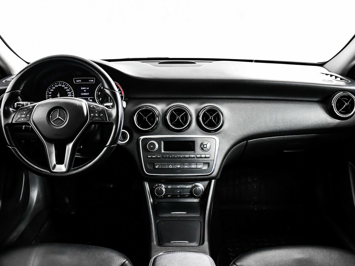 Mercedes-Benz A-Класс 2013 года с пробегом. Фото: #9