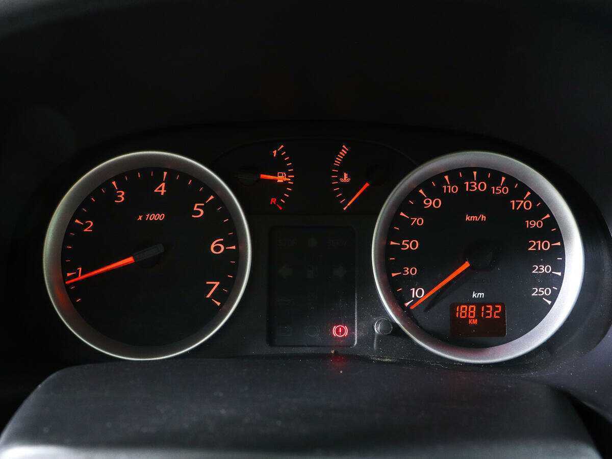 Renault Symbol 2011 года с пробегом. Фото: #8