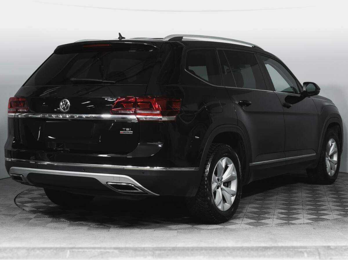 Volkswagen Teramont 2018 года с пробегом. Фото: #4