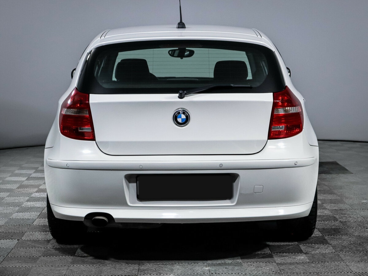 BMW 1 серии 2011 года с пробегом. Фото: #4