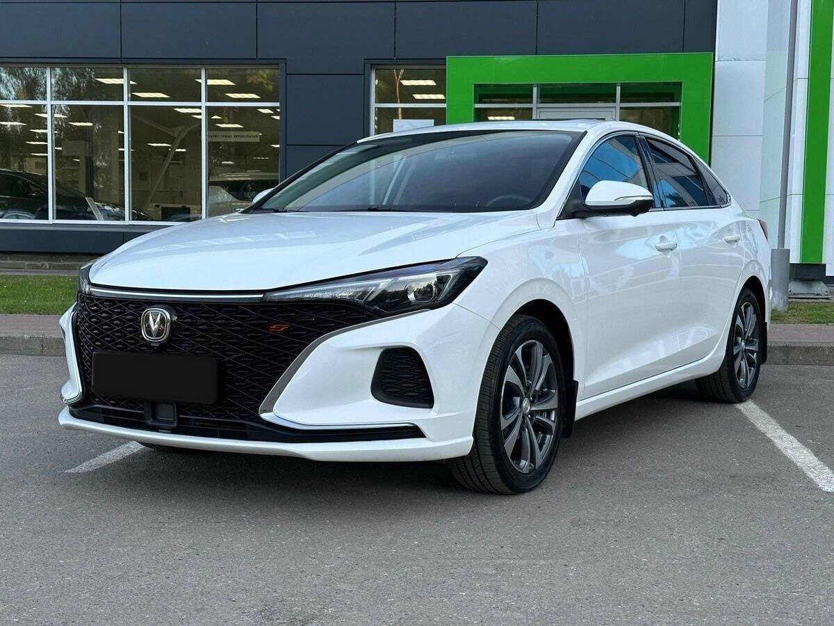 Changan Eado Plus 2024 года с пробегом. Посмотреть фото