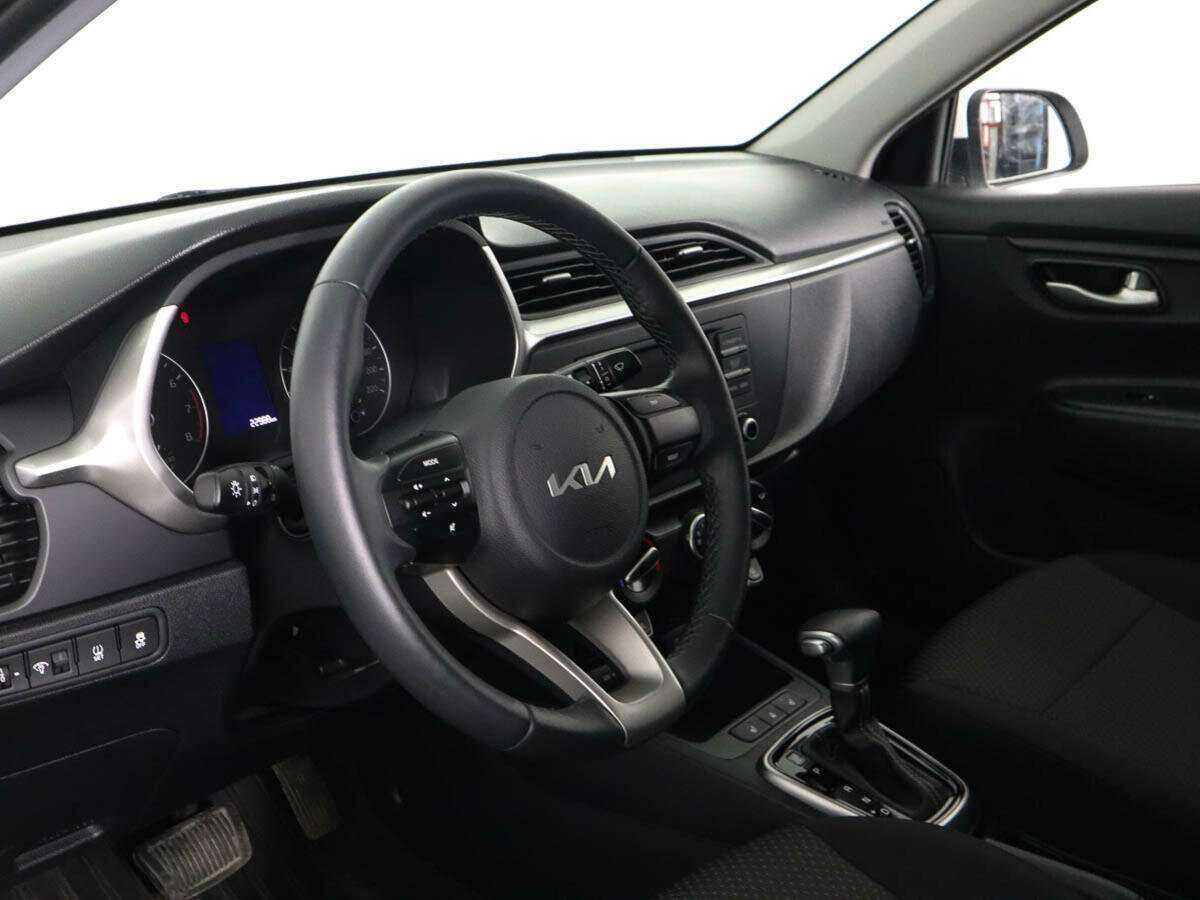 Kia Rio 2021 года с пробегом. Фото: #7