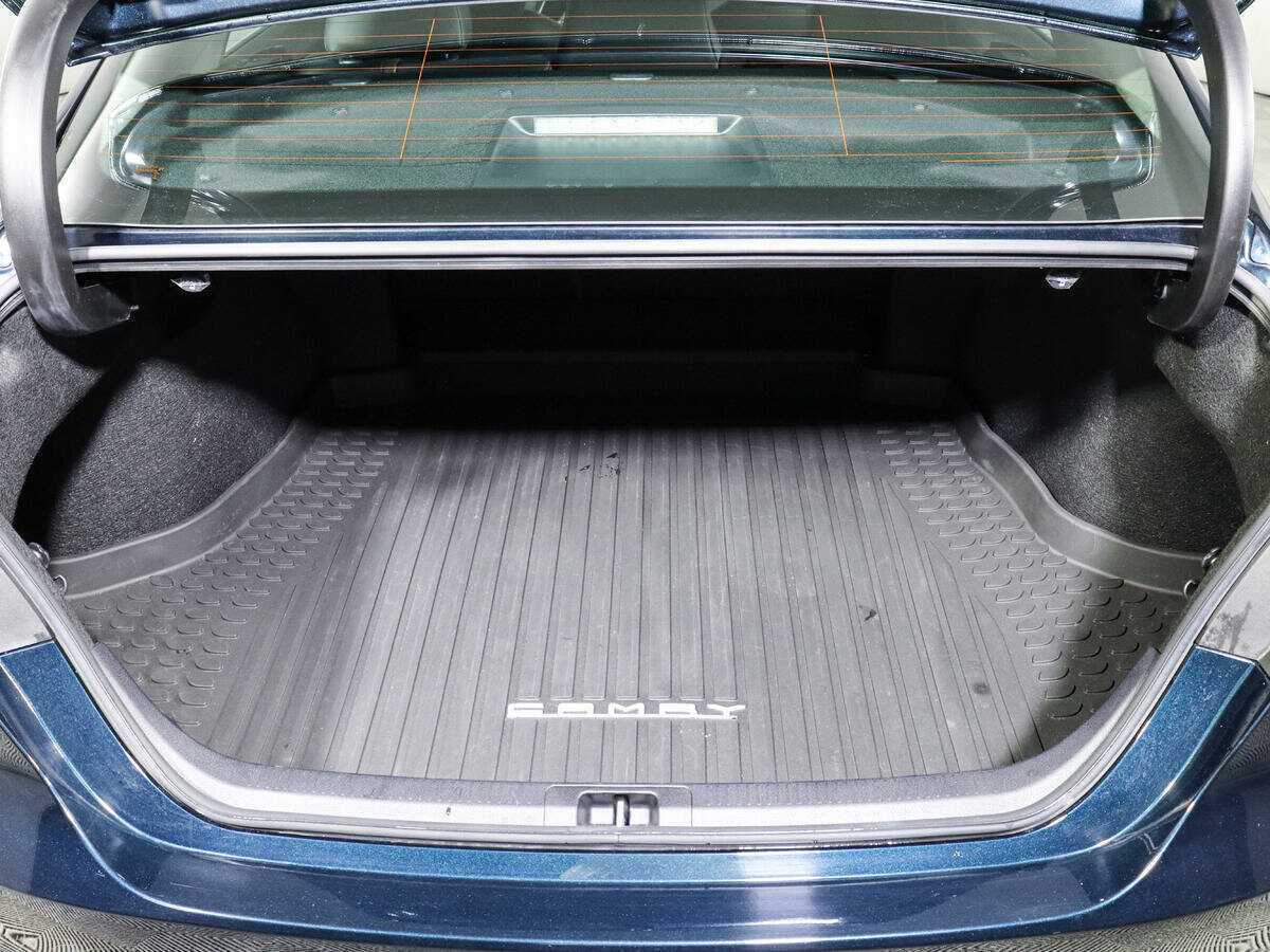 Toyota Camry 2020 года с пробегом. Фото: #13