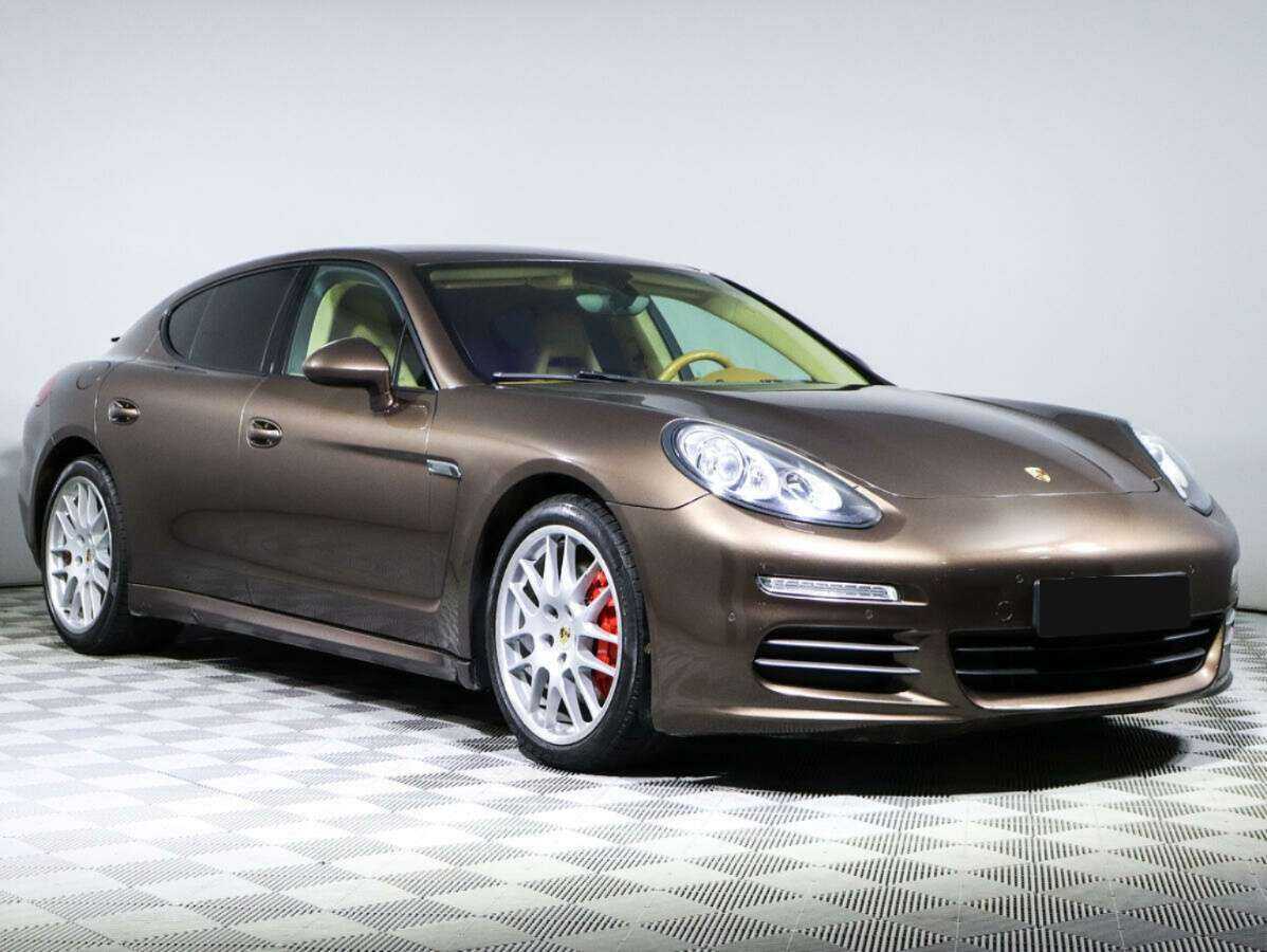 Porsche Panamera 2013 года с пробегом. Фото: #2