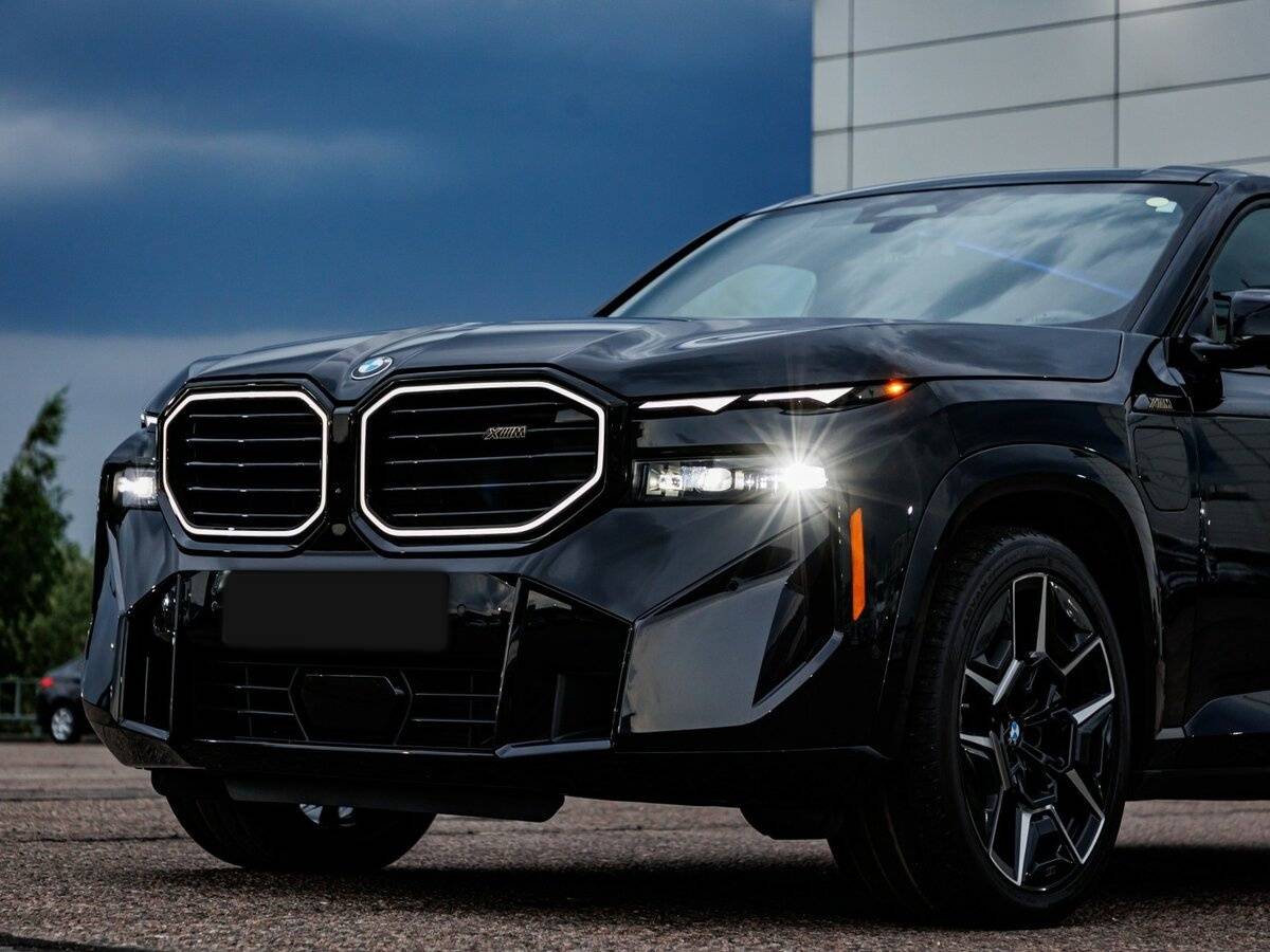 BMW XM 2023 года с пробегом. Фото: #12