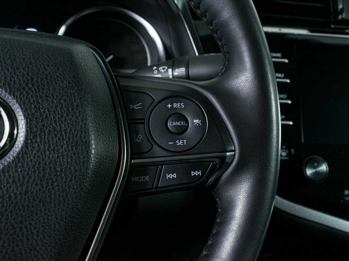 Toyota Camry 2018 года с пробегом. Фото: #13