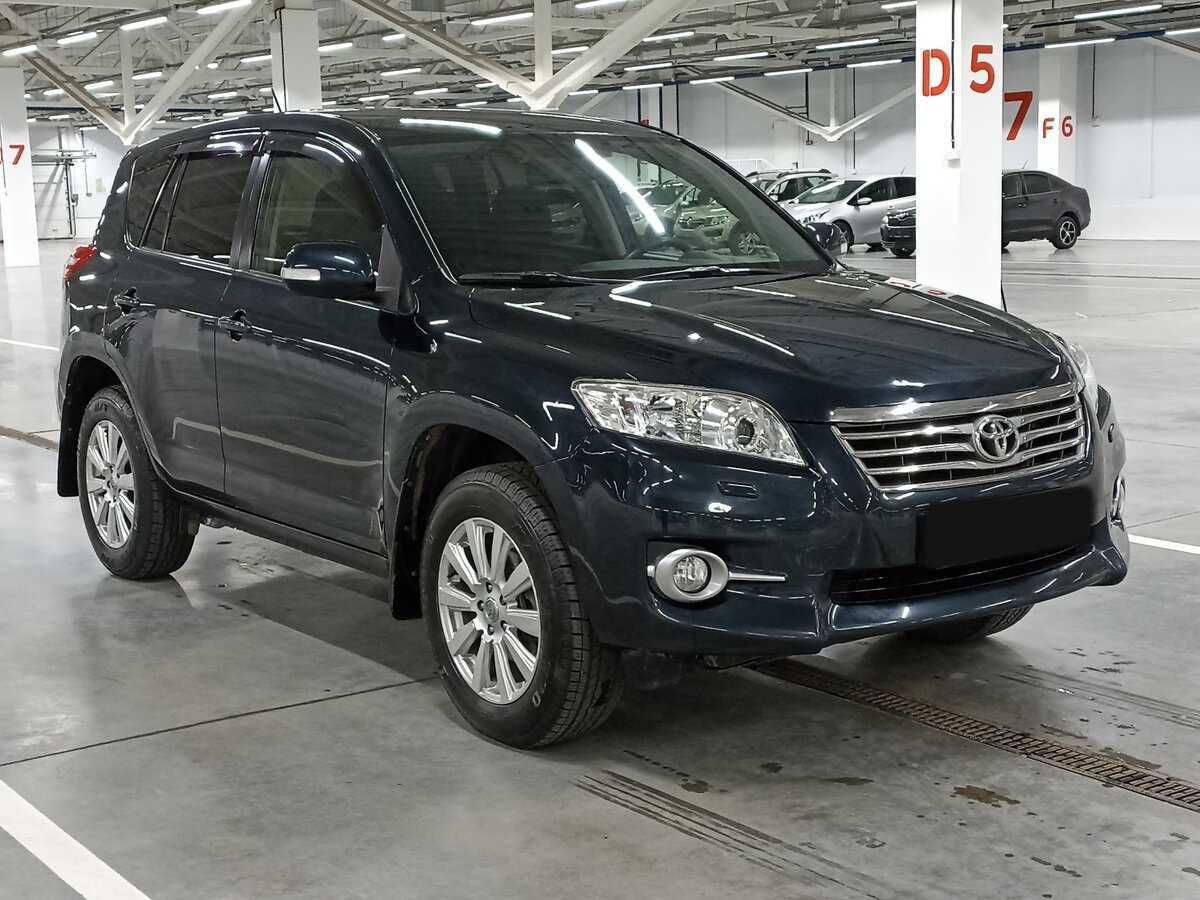 Toyota RAV4 2012 года с пробегом. Фото: #2