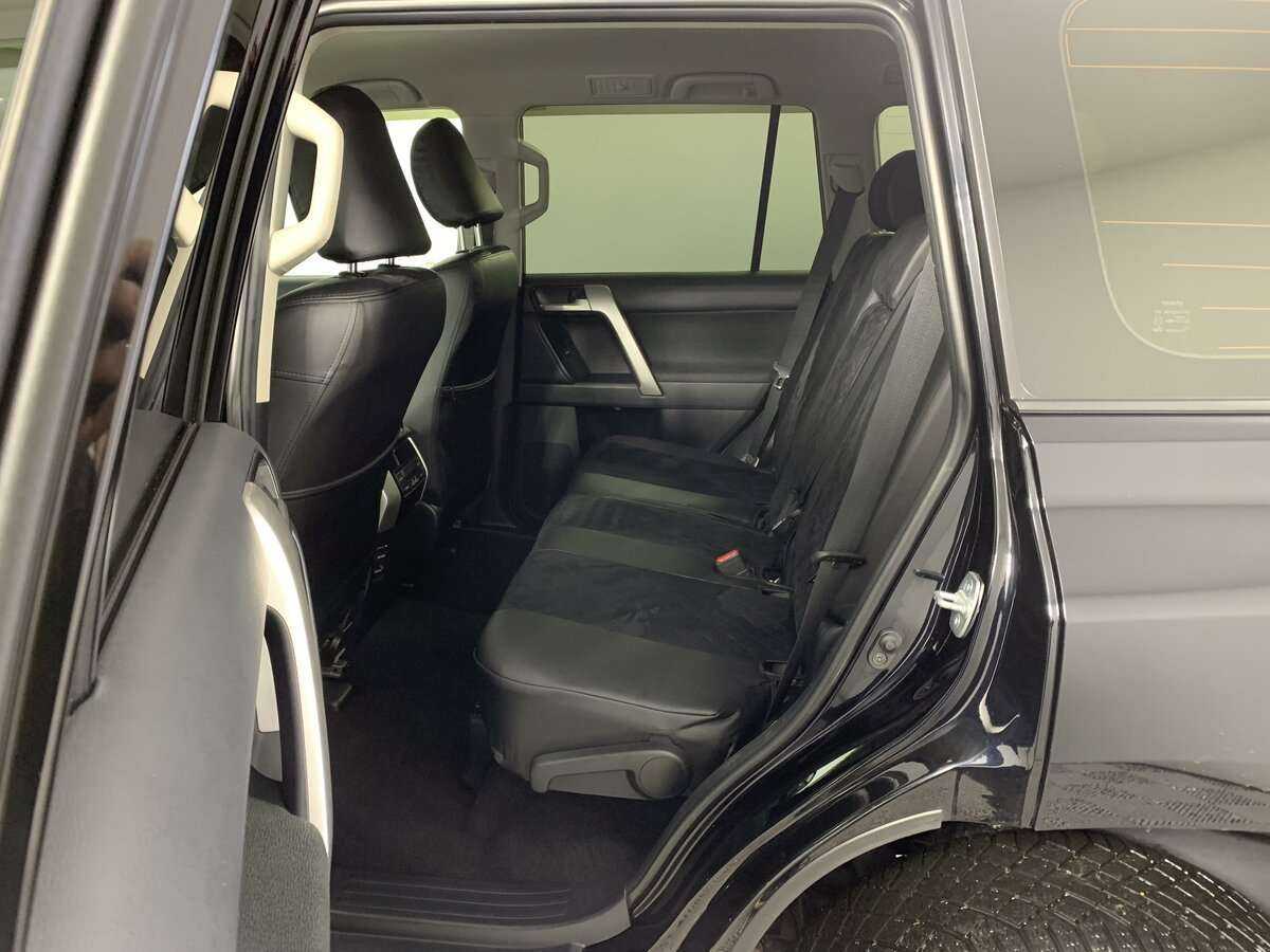 Toyota Land Cruiser Prado 2020 года с пробегом. Фото: #8