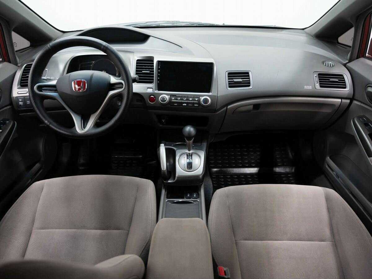 Honda Civic 2008 года с пробегом. Фото: #12