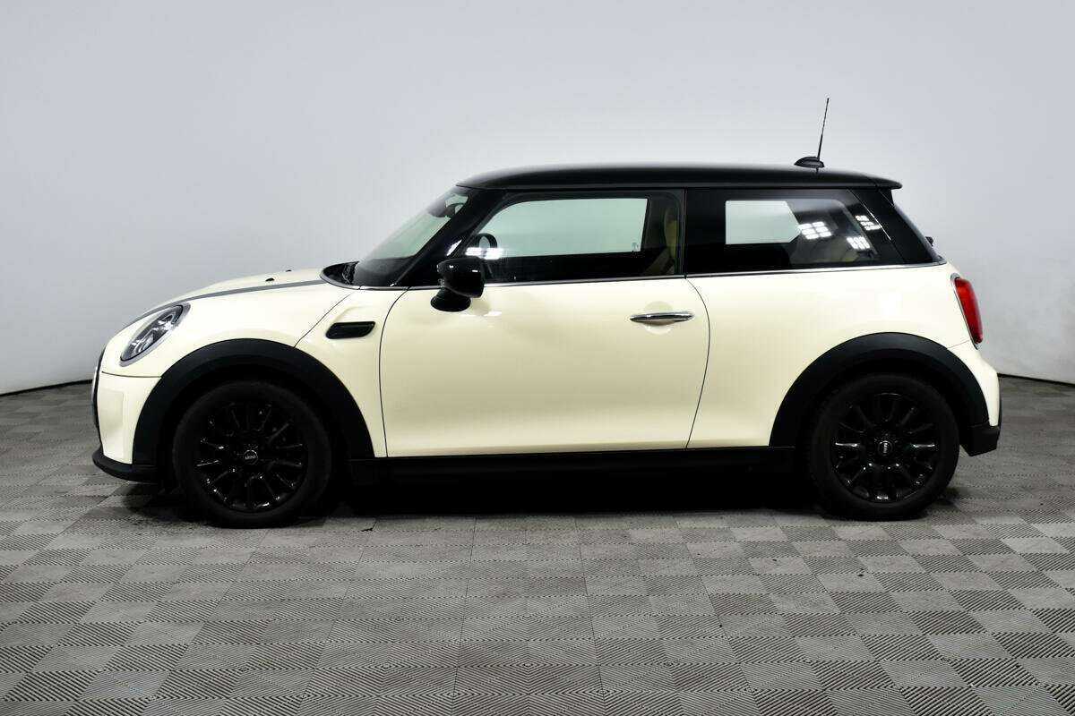 Mini Hatch 2021 года с пробегом. Фото: #7