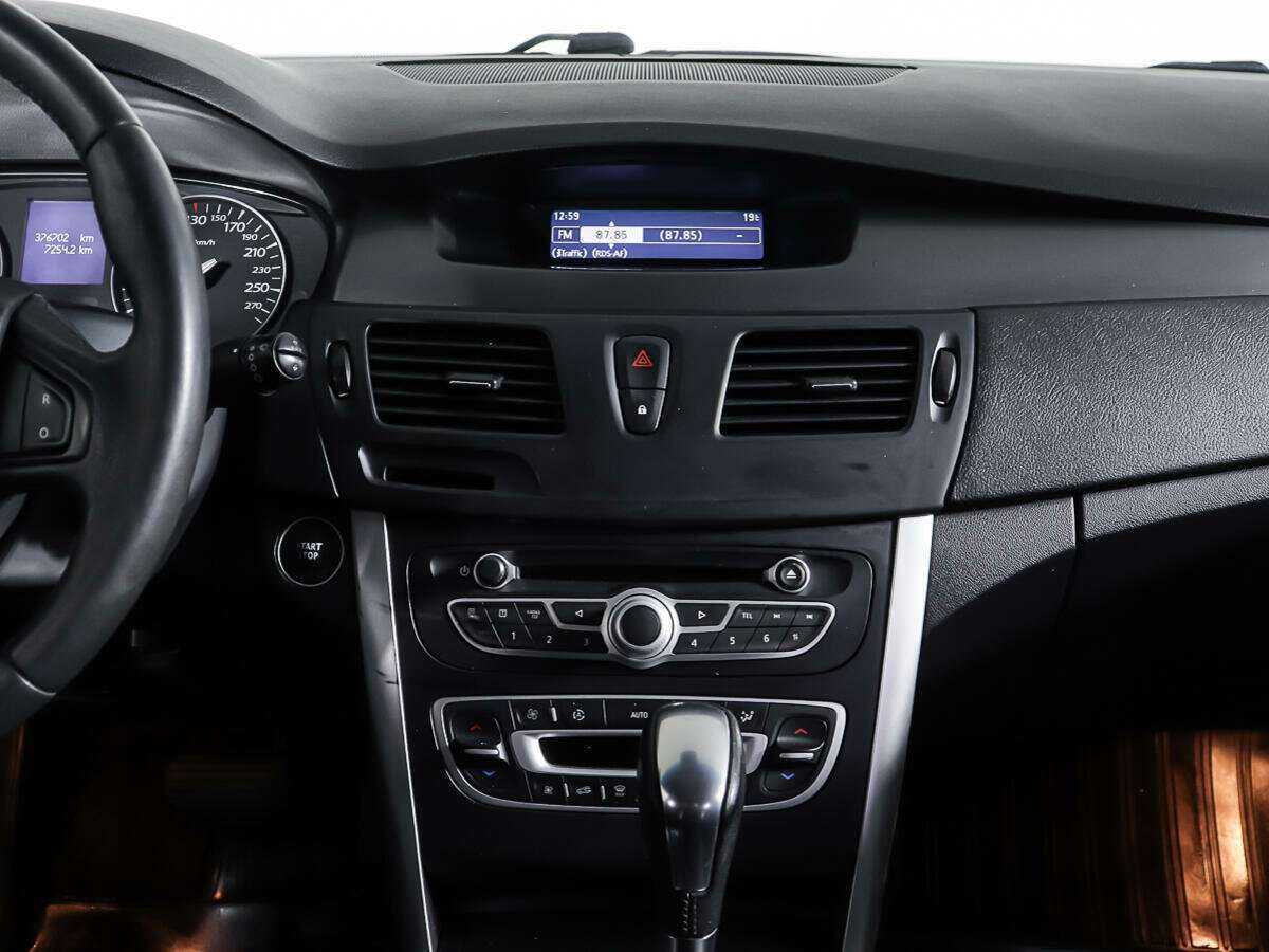 Renault Latitude 2012 года с пробегом. Фото: #11