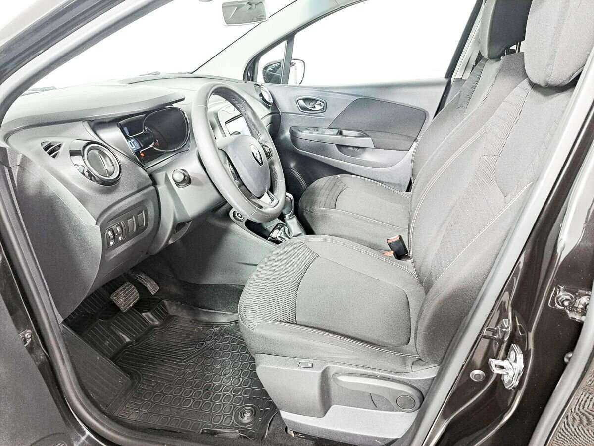 Renault Kaptur 2018 года с пробегом. Фото: #11