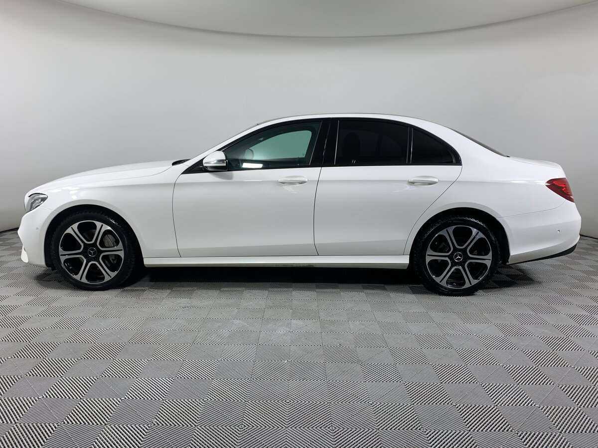 Mercedes-Benz E-Класс 2018 года с пробегом. Фото: #7