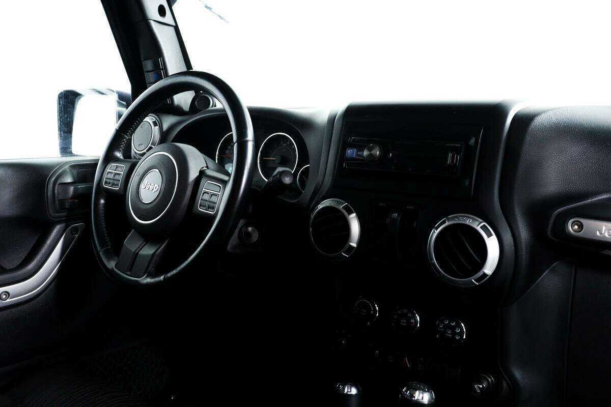 Jeep Wrangler 2012 года с пробегом. Фото: #6