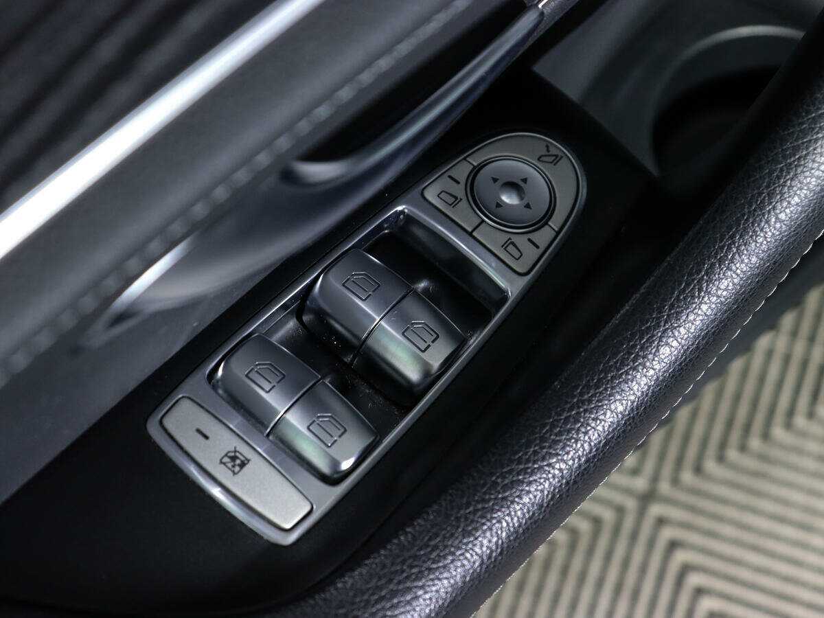 Mercedes-Benz E-Класс 2020 года с пробегом. Фото: #12