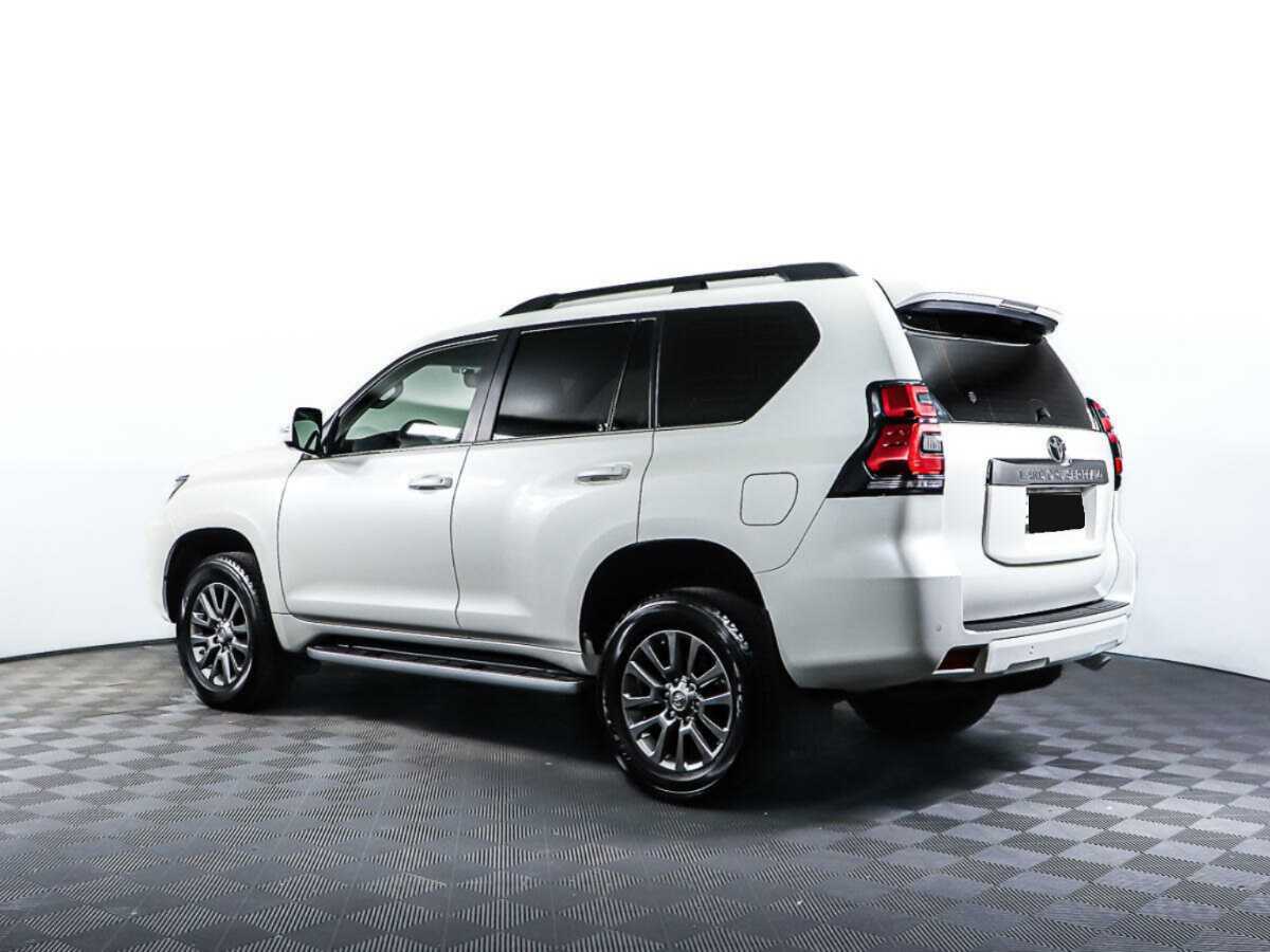 Toyota Land Cruiser Prado 2020 года с пробегом. Фото: #6