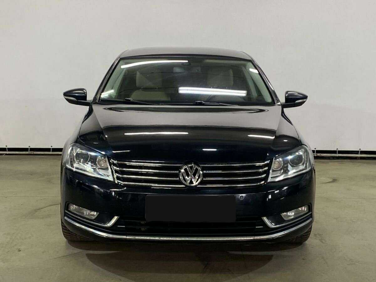 Volkswagen Passat 2012 года с пробегом. Фото: #1