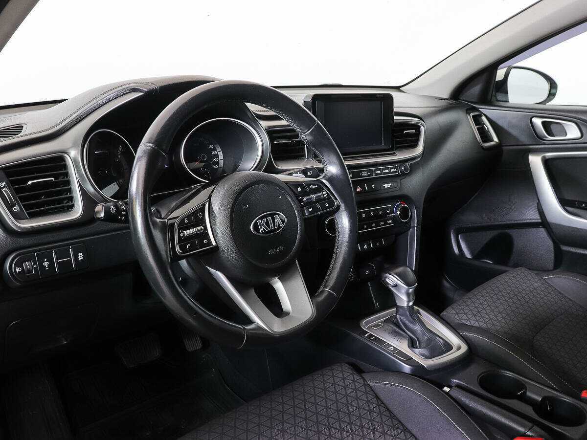 Kia Ceed 2019 года с пробегом. Фото: #11