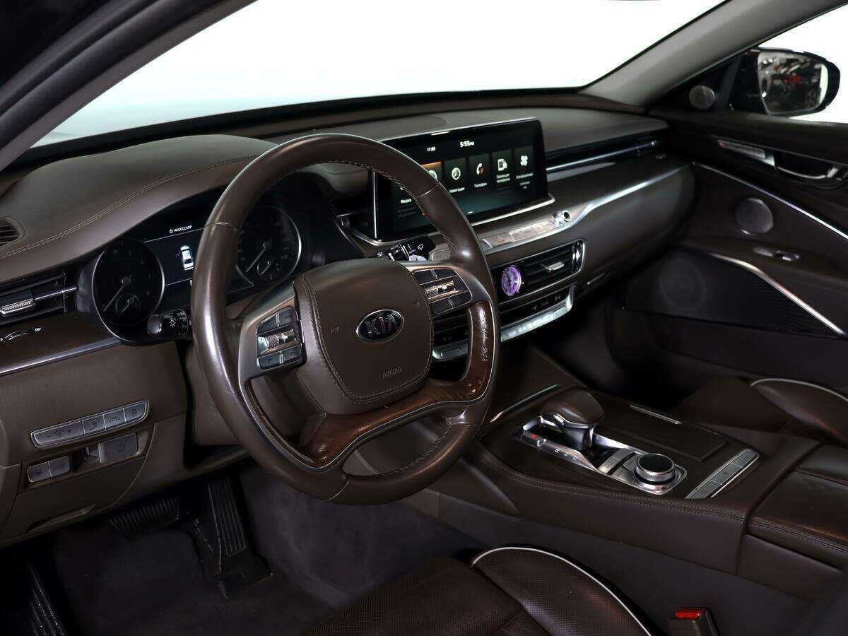 Kia K900 2019 года с пробегом. Фото: #15