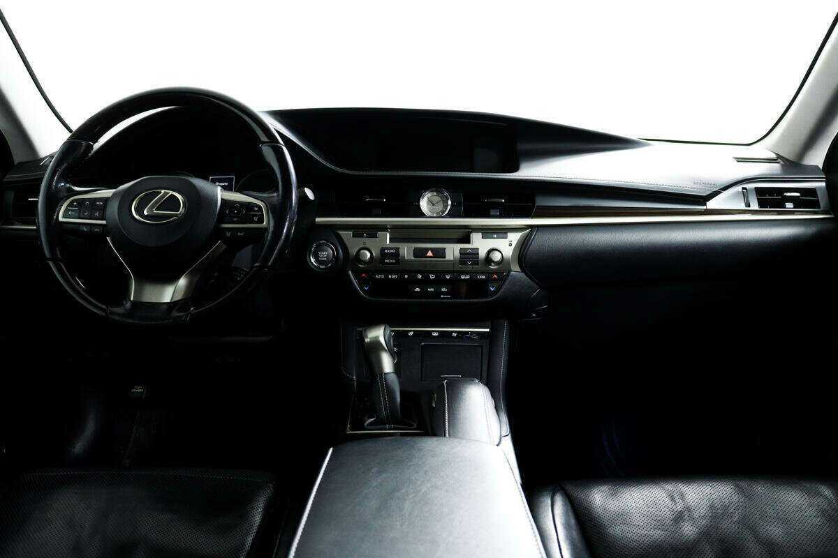Lexus ES 2016 года с пробегом. Фото: #10