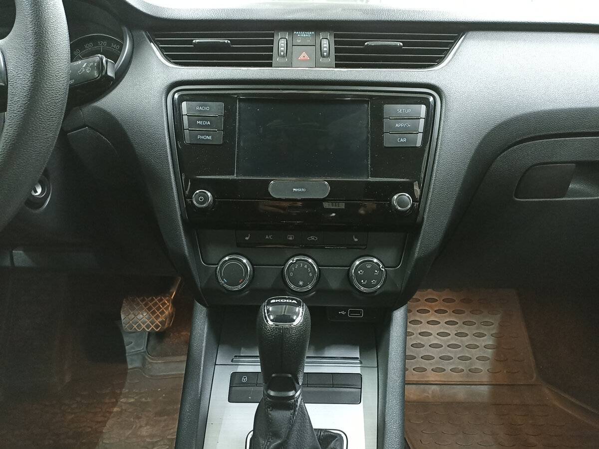 Skoda Octavia 2018 года с пробегом. Фото: #14