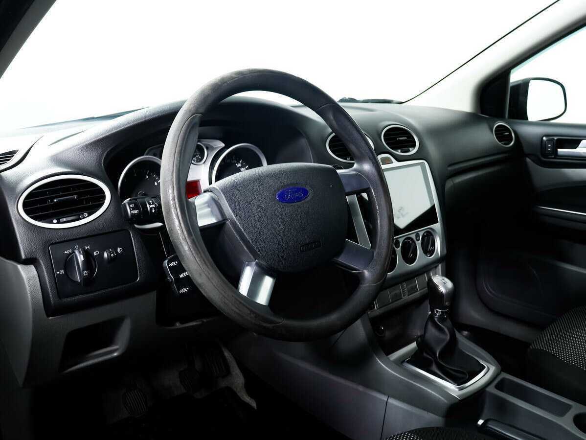 Ford Focus 2011 года с пробегом. Фото: #10