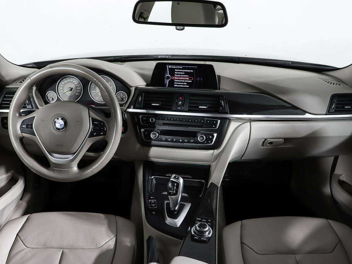 BMW 3 серии 2012 года с пробегом. Фото: #10