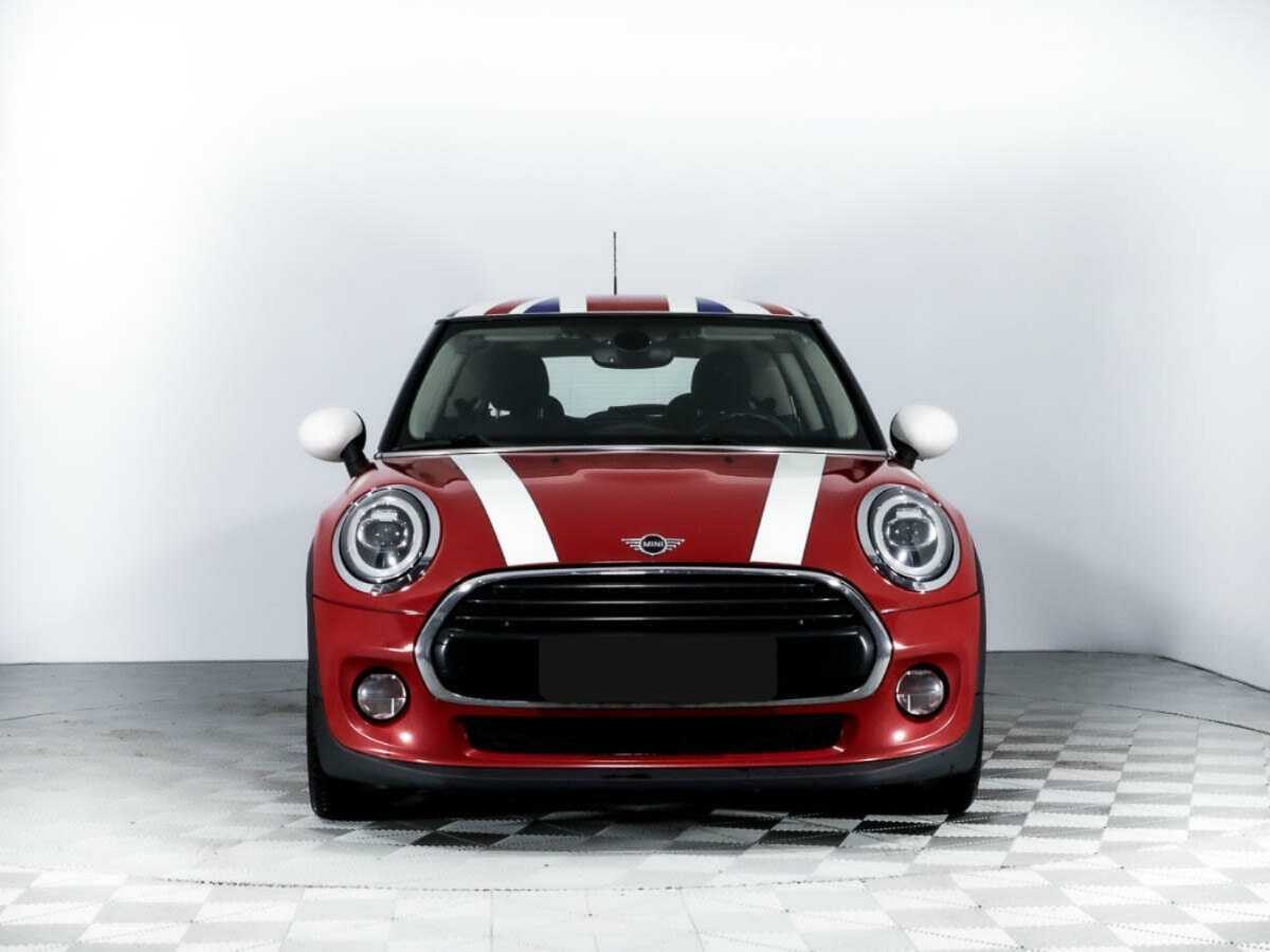 Mini Hatch 2018 года с пробегом. Фото: #1