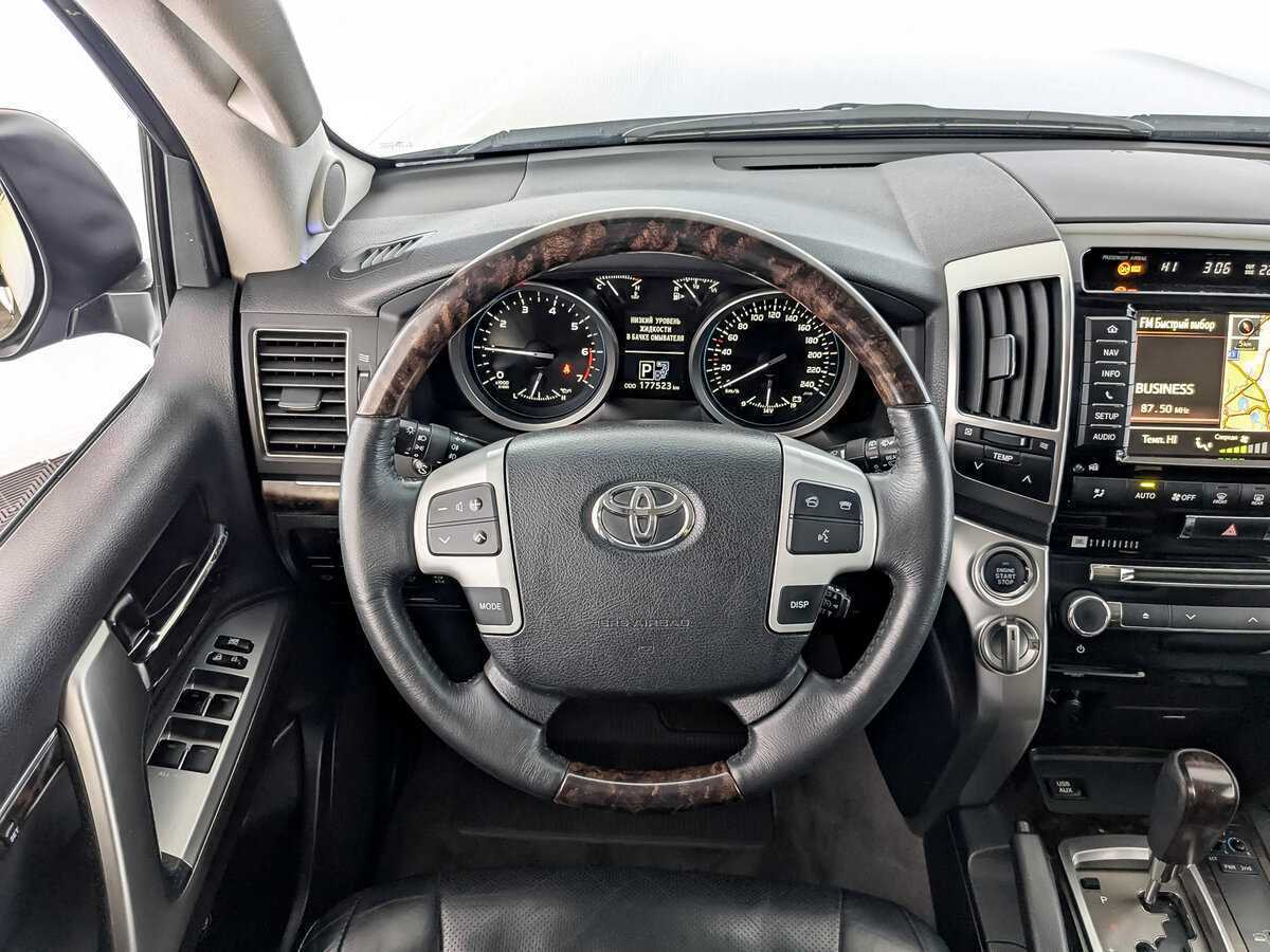 Toyota Land Cruiser 2015 года с пробегом. Фото: #22