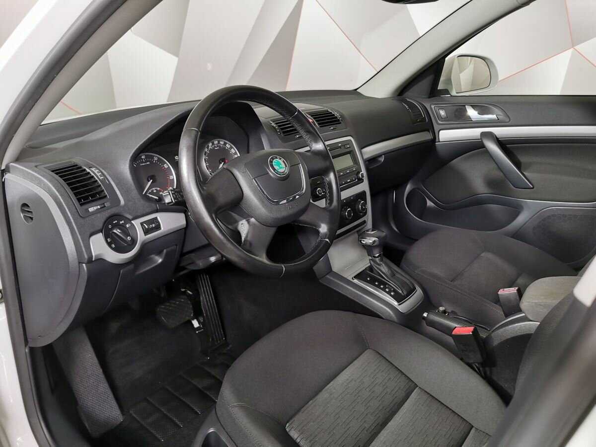 Skoda Octavia 2012 года с пробегом. Фото: #13