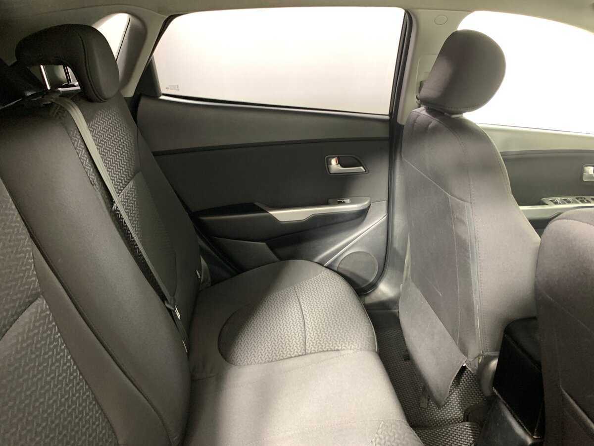 Kia Rio 2015 года с пробегом. Фото: #16