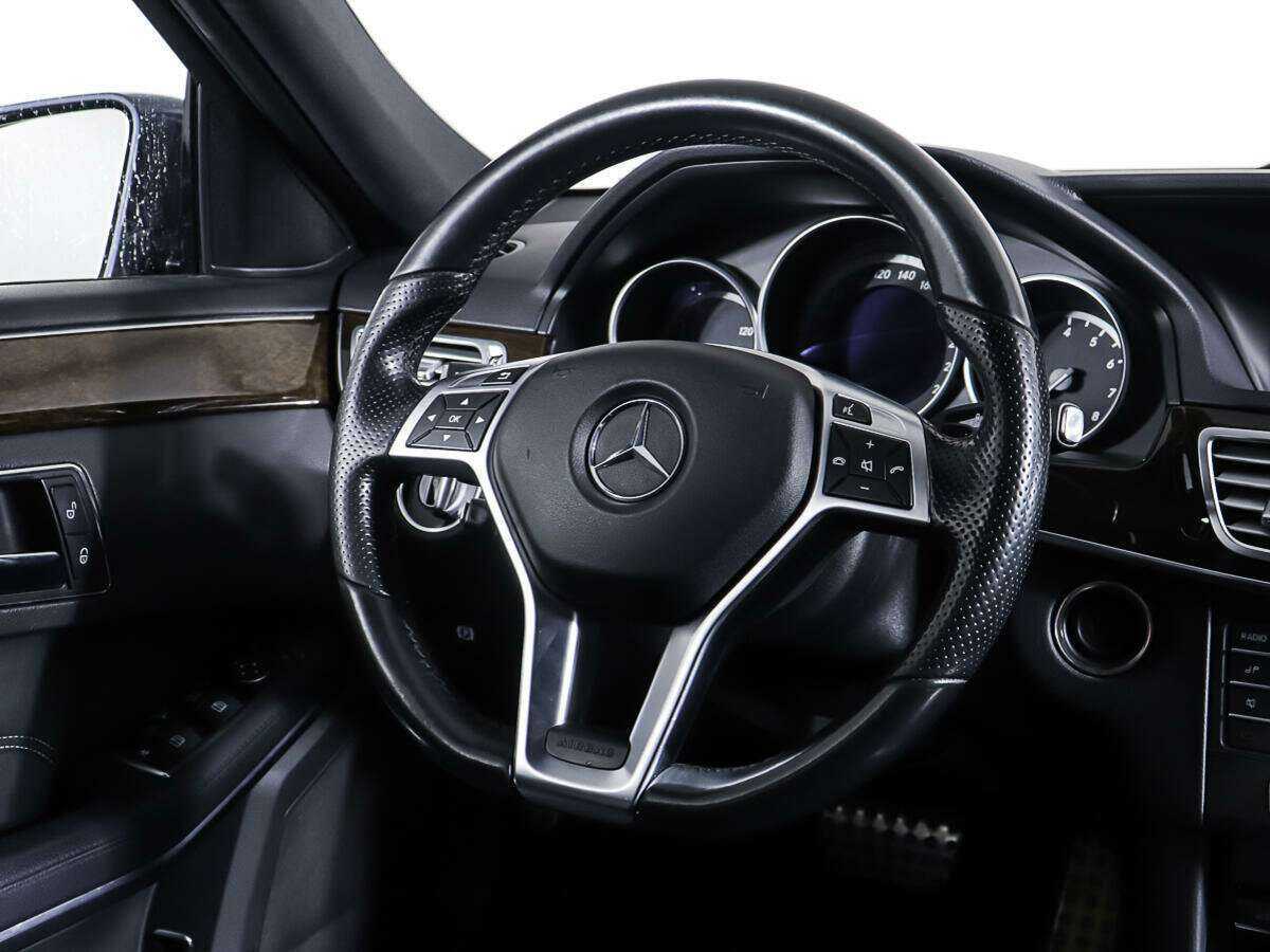 Mercedes-Benz E-Класс 2015 года с пробегом. Фото: #14