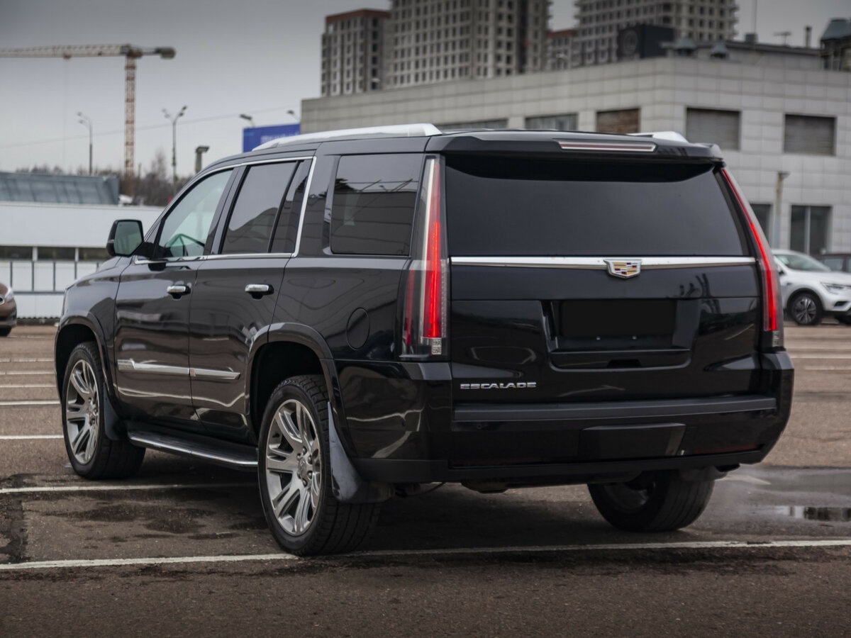 Cadillac Escalade 2018 года с пробегом. Фото: #6